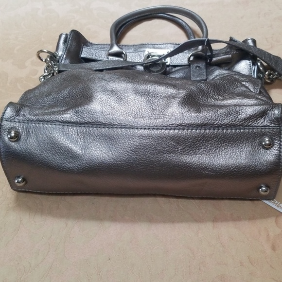 SOLD...Pewter Leather michael kors purse with lock - Picture 4 of 6